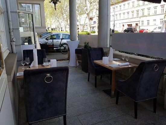 Otto's - Das Restaurant Die Bar